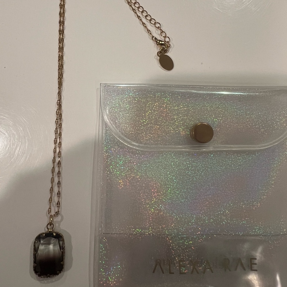 Melania Clara necklace